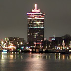 A'DAM bei Nacht
